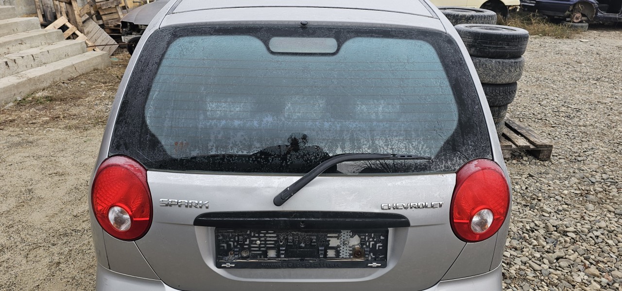 Haion cu luneta Chevrolet Spark 2006 2007 2008 2009