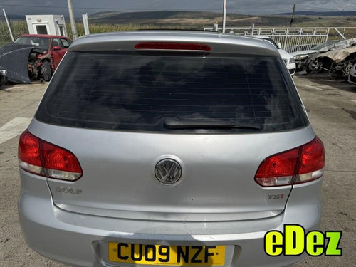 Haion cu luneta culoare argintie - la7w Volkswagen Golf 6 (2008-2013)