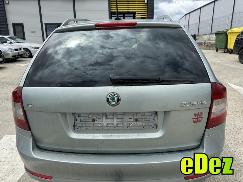 Haion cu luneta culoare verde - lf7w Skoda Octavia 2 facelift (2008-2013)