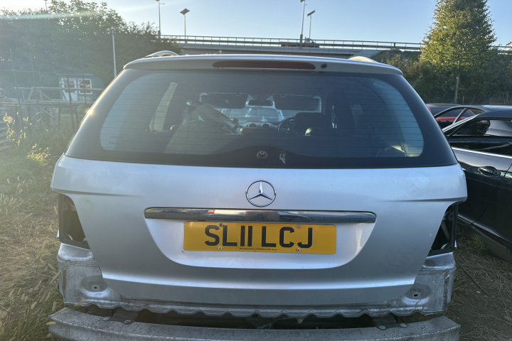 Haion cu luneta Gri Mercedes-Benz ML W164 [2005 - 2008]