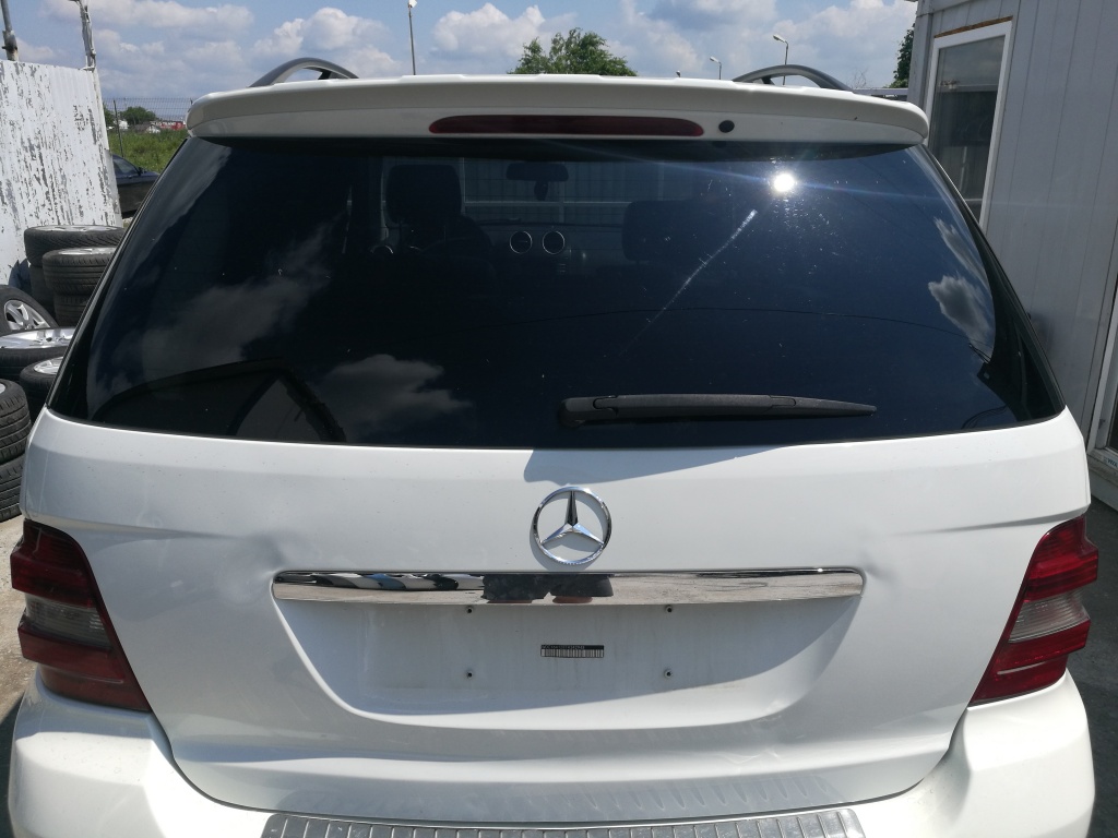 Haion cu luneta Mercedes ML w164 320 cdi 2005-2011