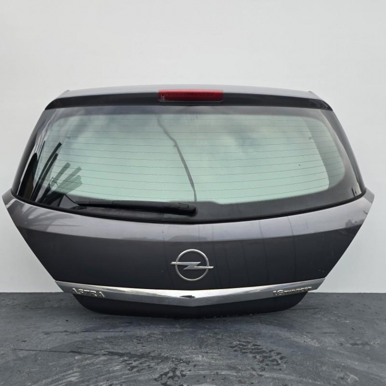 Haion cu luneta Opel Astra H 2004-2007