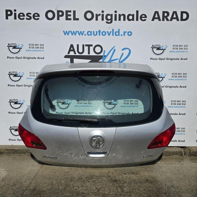 Haion cu luneta Opel Astra J Facelift 2012-2018
