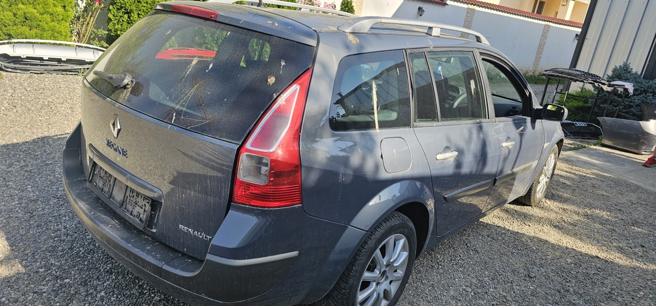 Haion cu luneta Renault Megane 2 combi 2004 2005 2006 2007 2008
