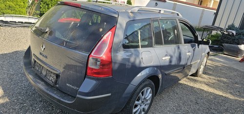 Haion cu luneta Renault Megane 2 combi 2004 2005 2006 2007 2008