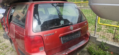 Haion cu luneta Vw Passat B5 2000 2001 2002 2003 2004