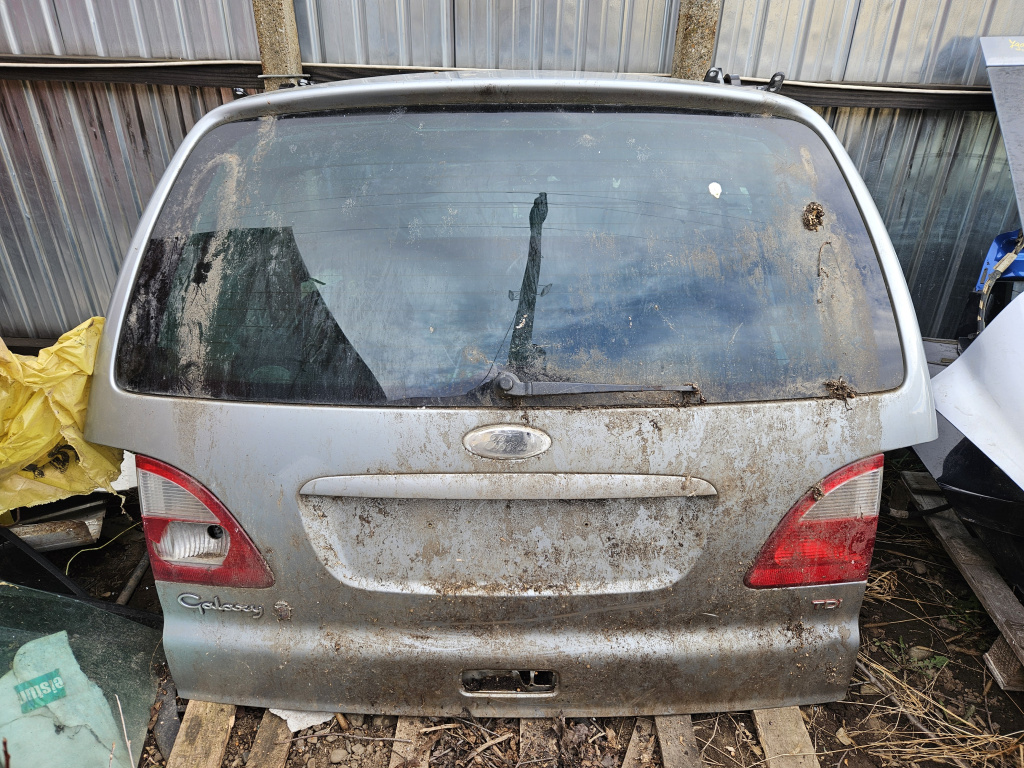 Haion Ford Galaxy 2002
