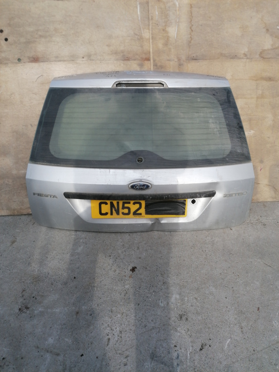 Haion Gri,hatchback 5 Portiere Ford FIESTA Mk 5 2002 - 2008