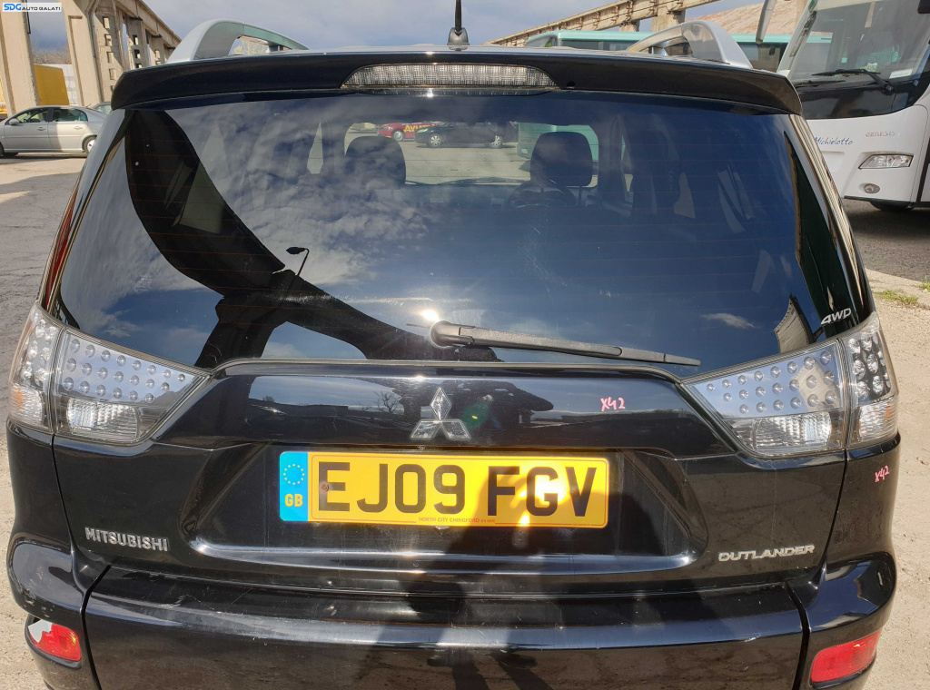 Haion Haion Capota Portbagaj Dezechipat cu Luneta Geam Sticla Mitsubishi Outlander 2 2005 - 2012 culoare X42 [K5116]
