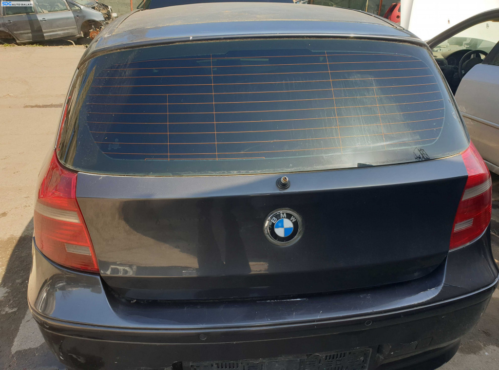 Haion Haion Capota Portbagaj Dezechipat cu Luneta Geam Sticla BMW Seria 1 E87 2004 - 2011 Culoare A22 Sparkling Graphite Metallic [K4613]