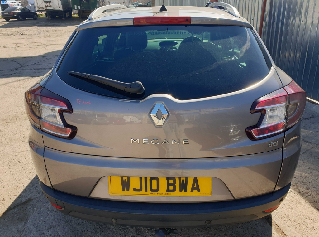 Haion Haion Capota Portbagaj Dezechipat cu Luneta Geam Sticla Renault Megane 3 Break Combi 2008 - 2016 Culoare TEKNG [K4141]