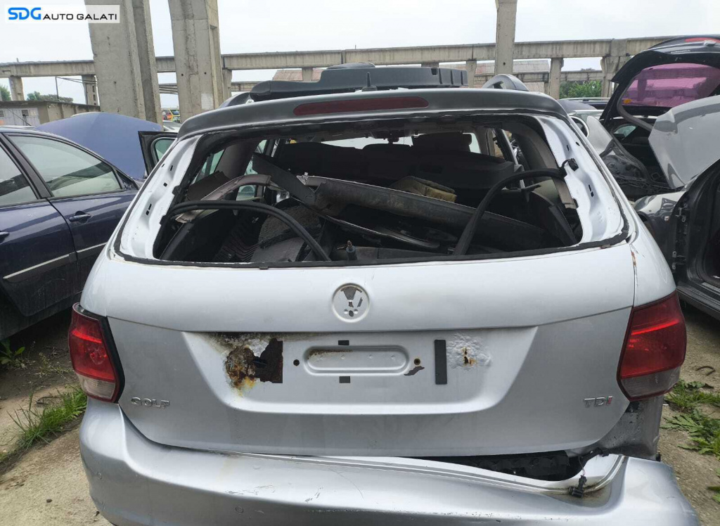 Haion Haion Capota Portbagaj Dezechipat FARA Luneta Geam Sticla Volkswagen Golf 5 Break Combi 2004 - 2008 (Inceput de Rugina) [LC0499]