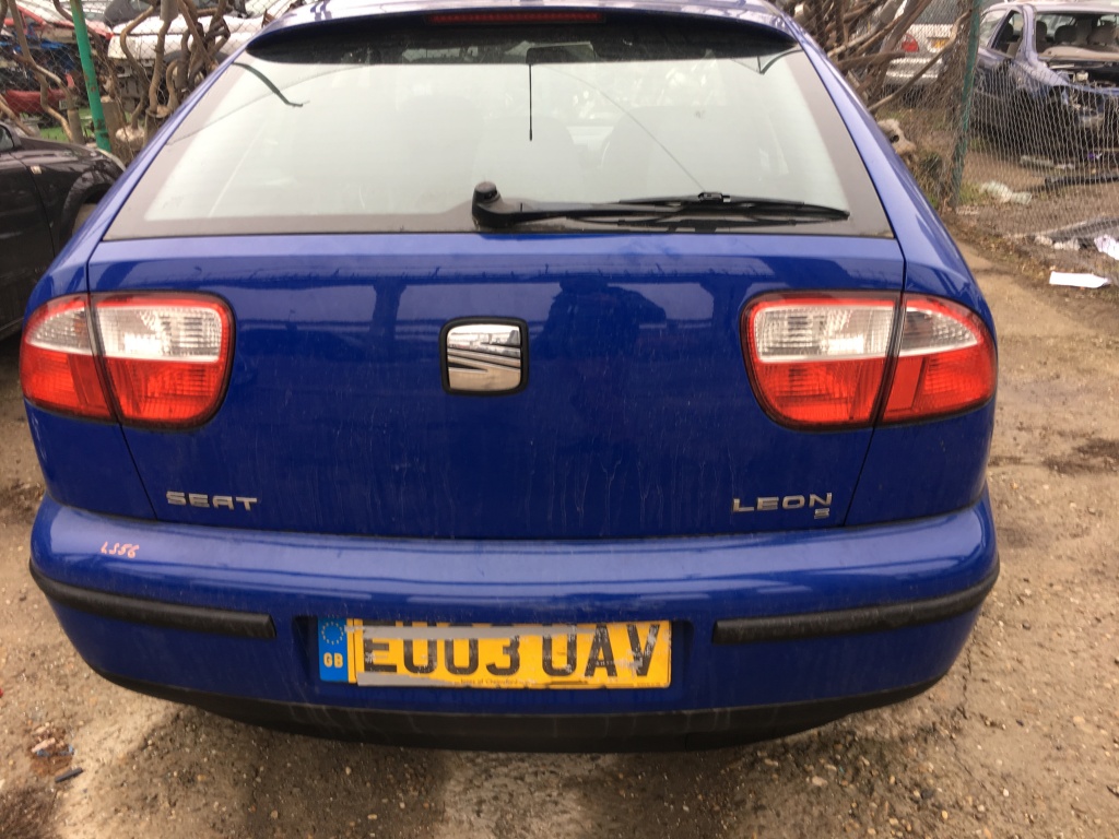 Haion / Haion / Portbagaj cu Luneta Seat Leon 1M 1999 - 2005 Cod Culoare LS5G