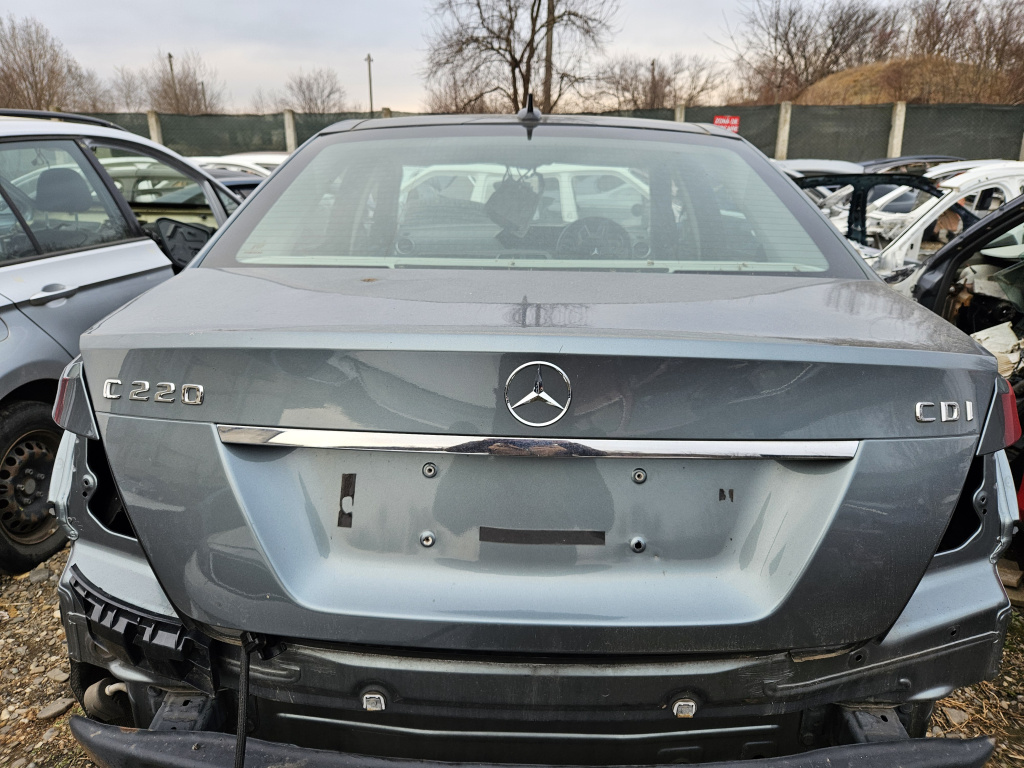 Haion Mercedes C-Class W204 - Motorina 2012, -