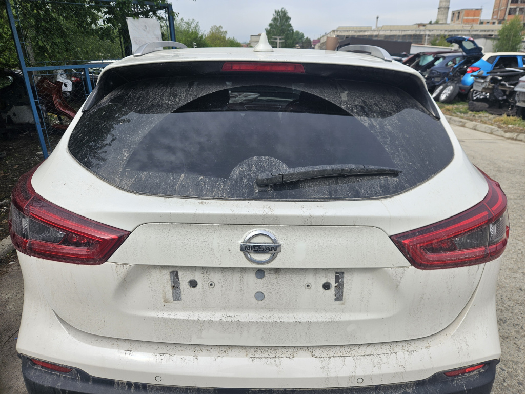 Haion Nissan Qashqai - Benzina 2017, -