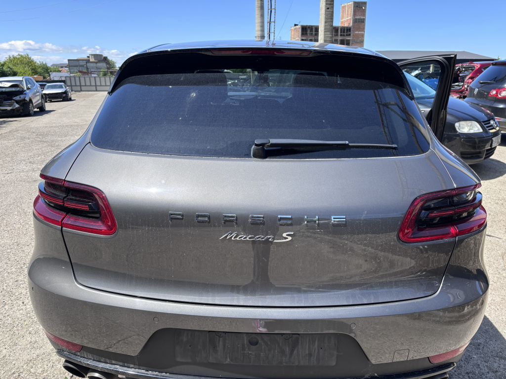 Haion Porsche Macan 3.0 Benzina 2015, -