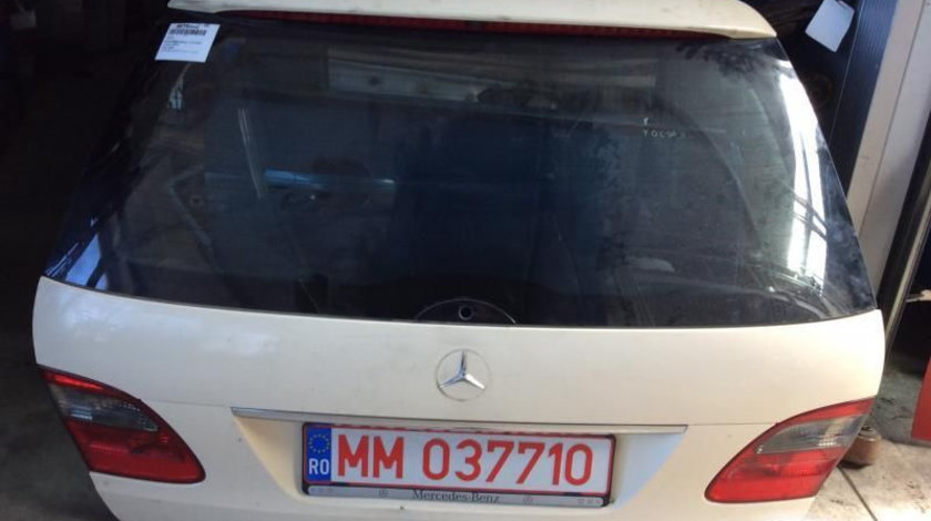 Haion/portbagaj Crem 2008 Mercedes-Benz E-CLASS combi S211 2003