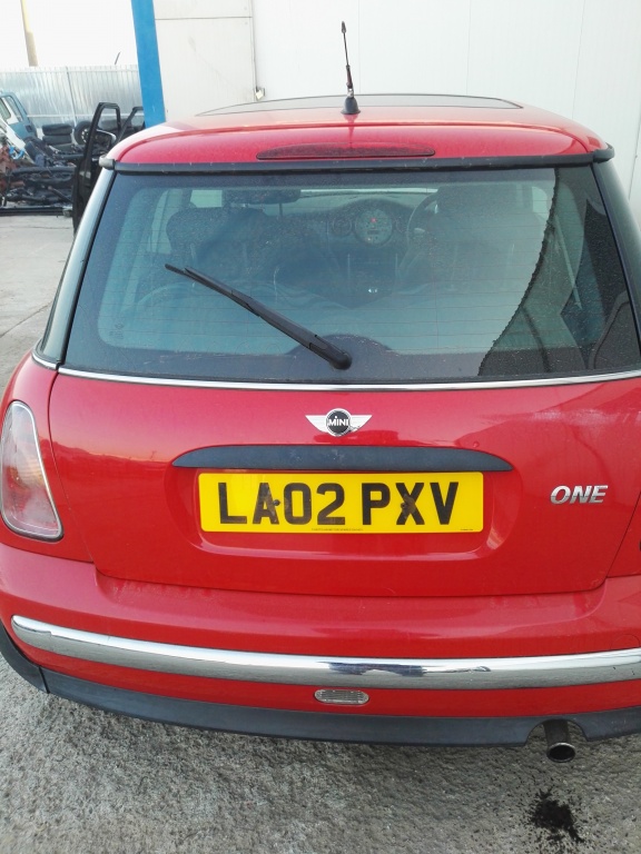 Haion portbagaj Mini One, Mini Cooper ROSU