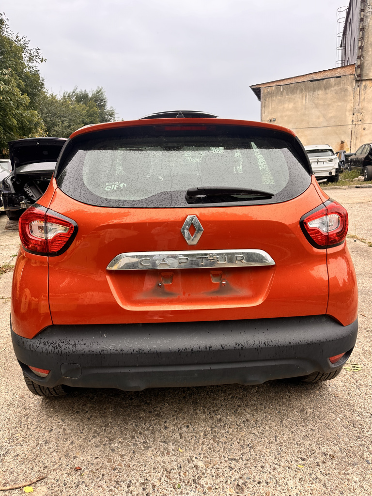 Haion Renault Captur 0.9 Benzina 2016, -