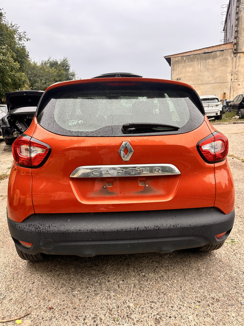 Haion Renault Captur 0.9 Benzina 2016, -