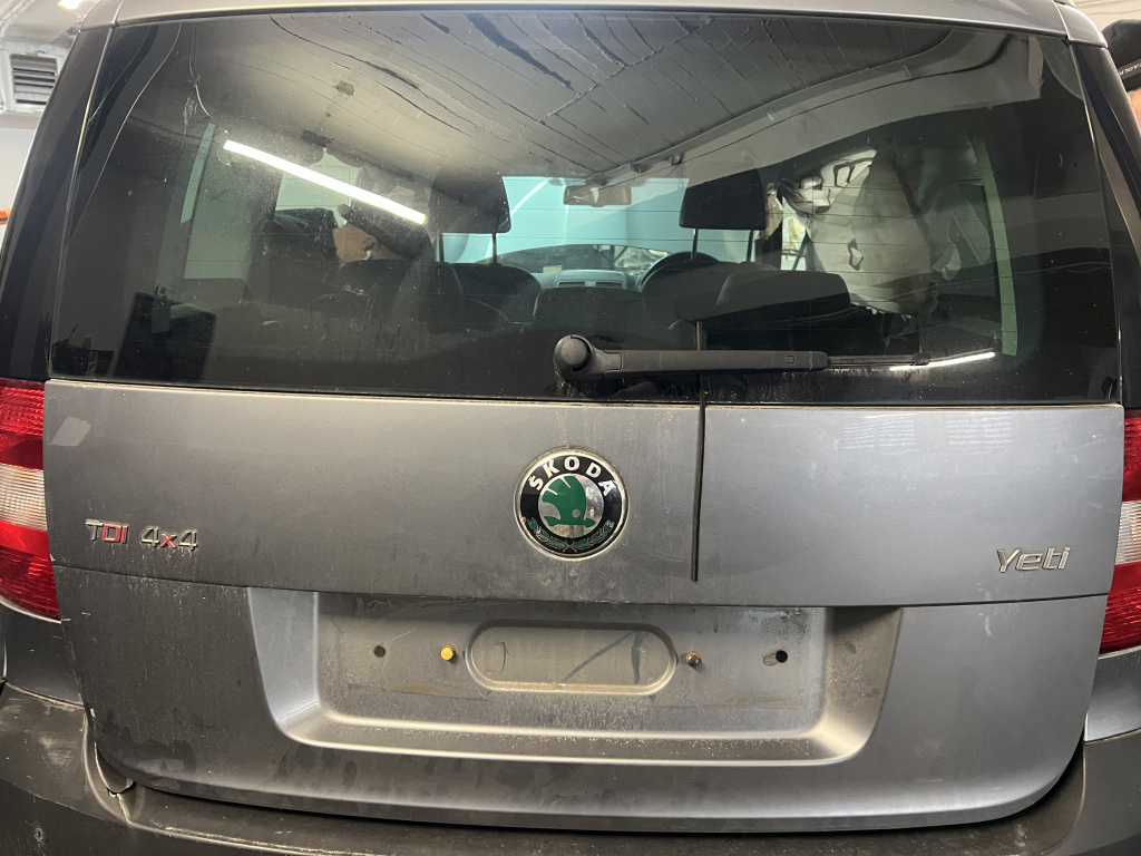 Haion Skoda Yeti 2.0 Motorina 2012, CU DEFECT