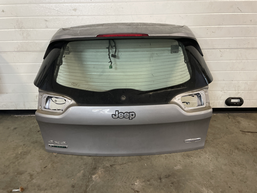 Haion spate Jeep Cherokee 2.2 Motorina 2016, -