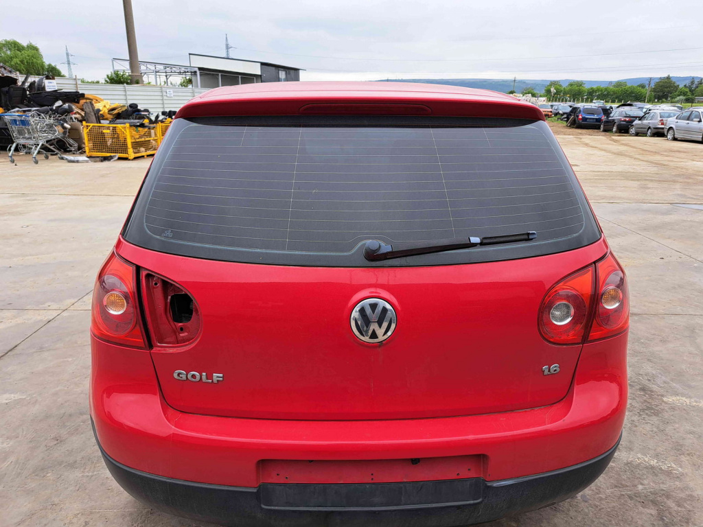 Haion Volkswagen Golf 5 (1K1) [Fabr 2004-2008] LY3D