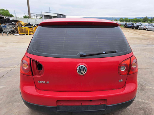 Haion Volkswagen Golf 5 (1K1) [Fabr 2004-2008] LY3D