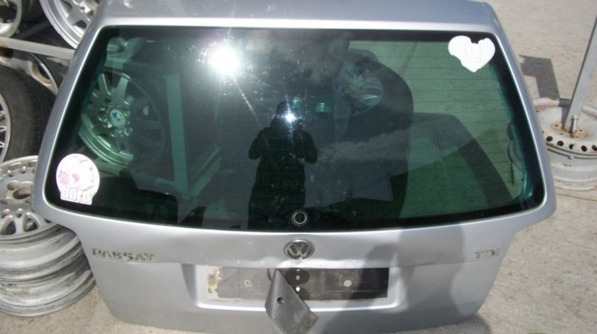 Haion Volkswagen Passat 1.9 tdi LUNETA INCLUSA IN PRET