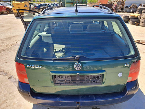 Haion Volkswagen Passat B5 (3B5) Variant [Fabr 1997-2000] LA5E