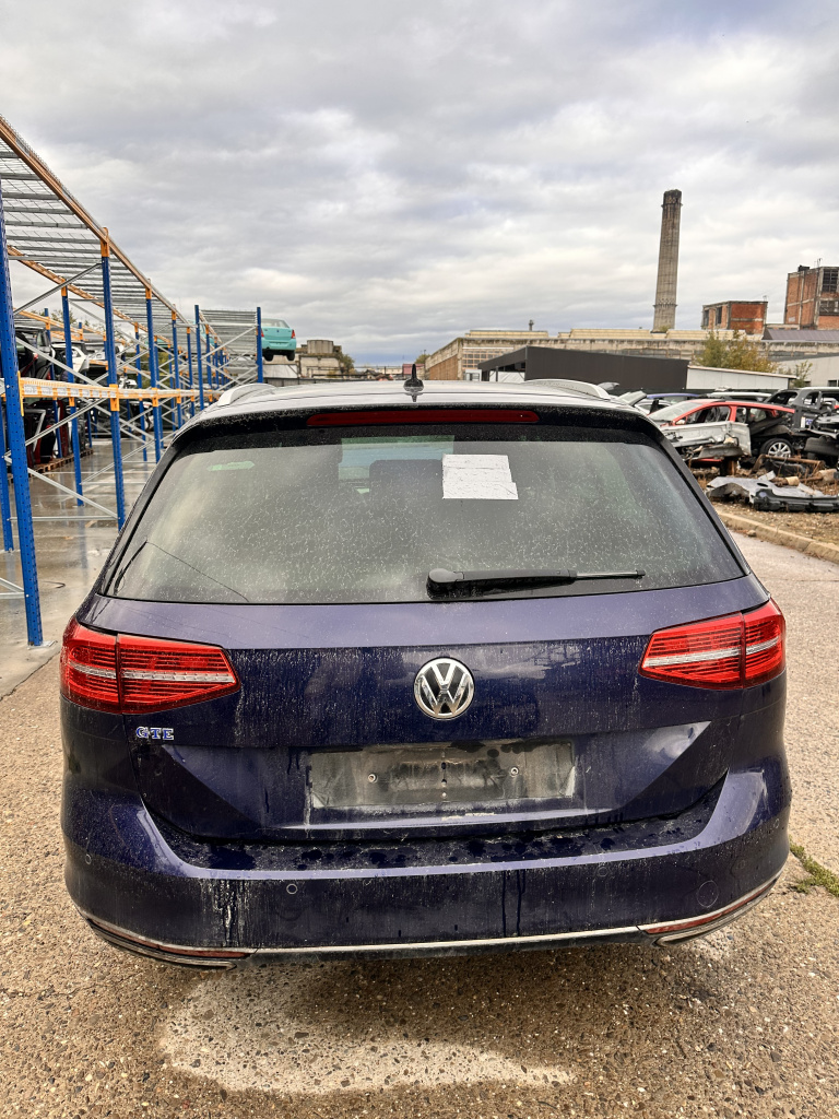 Haion Volkswagen Passat B8 1.4 Benzina 2018, -