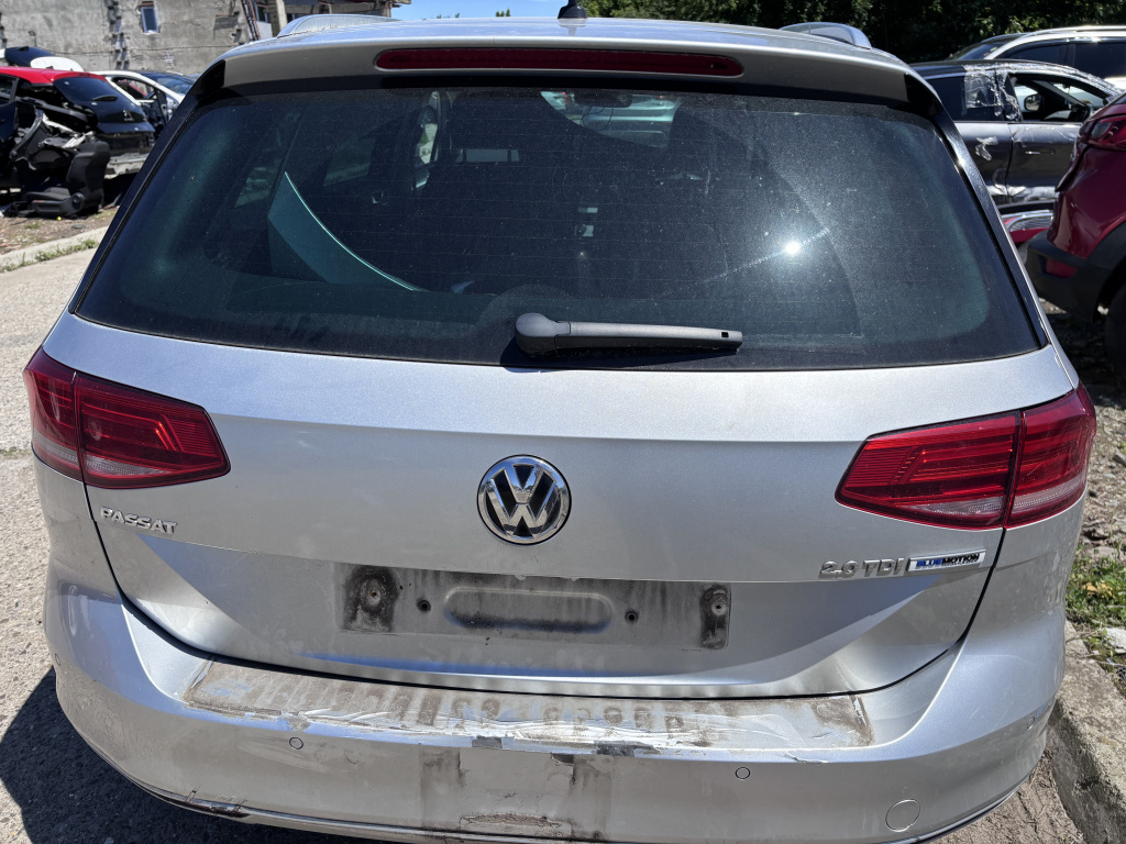 Haion Volkswagen Passat B8 Break 2.0 Motorina 2015, -