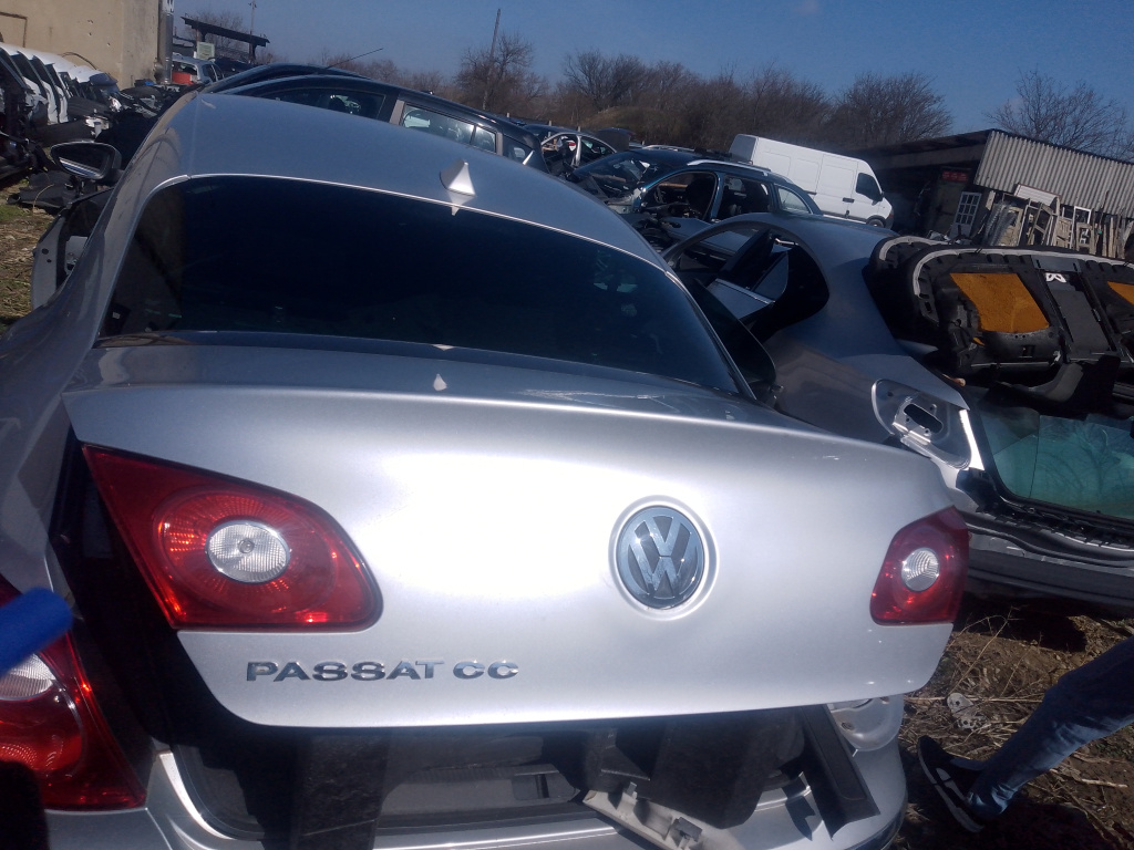 Haion Volkswagen Passat CC 2011