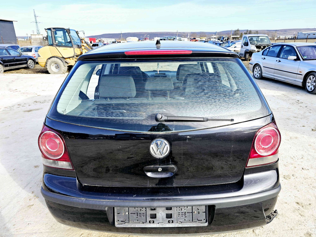 Haion Volkswagen Polo (9N) [Fabr 2001-2008] LC9Z