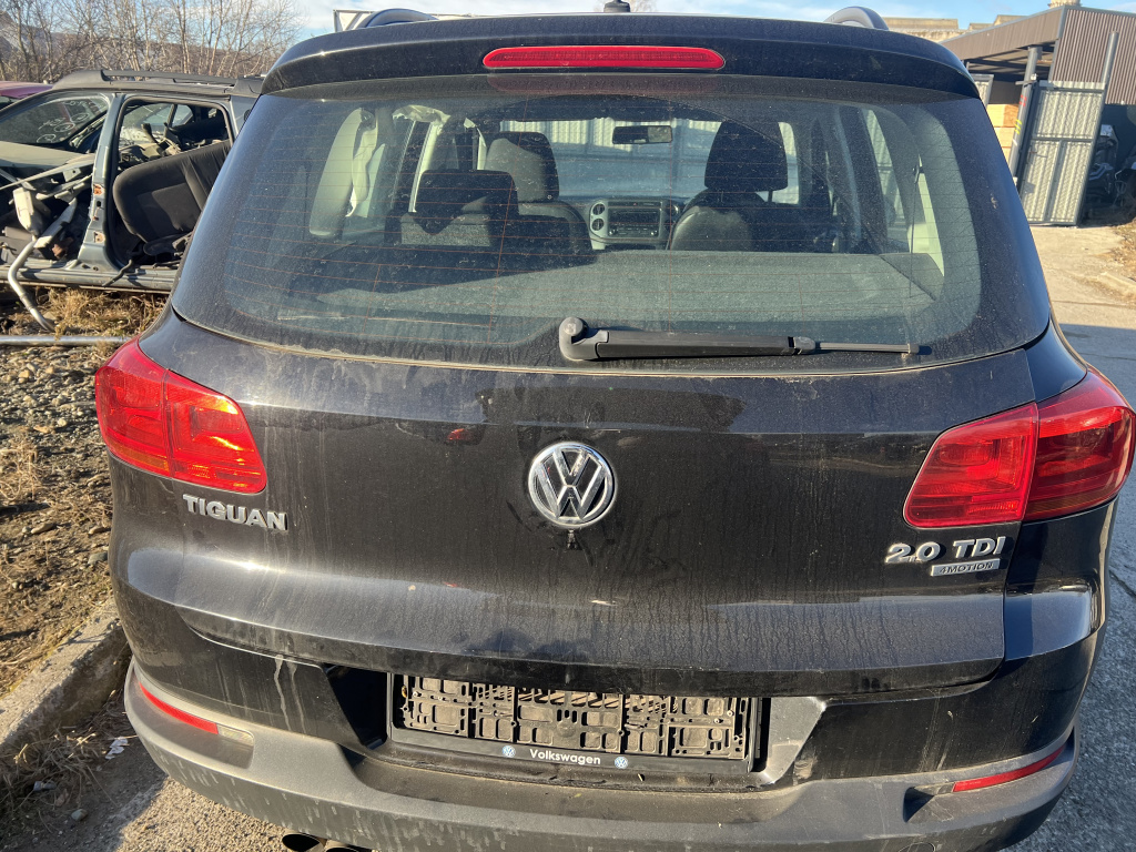 Haion Volkswagen Tiguan 2.0 Motorina 2012