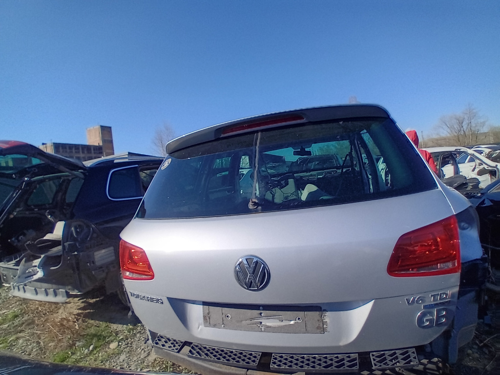Haion Volkswagen Touareg - Motorina 2012, -