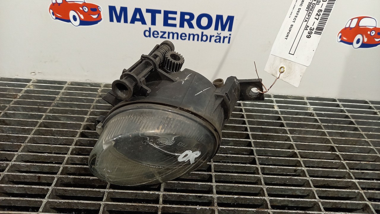 HALOGEN DREAPTA AUDI A4 - - (2004 2007)