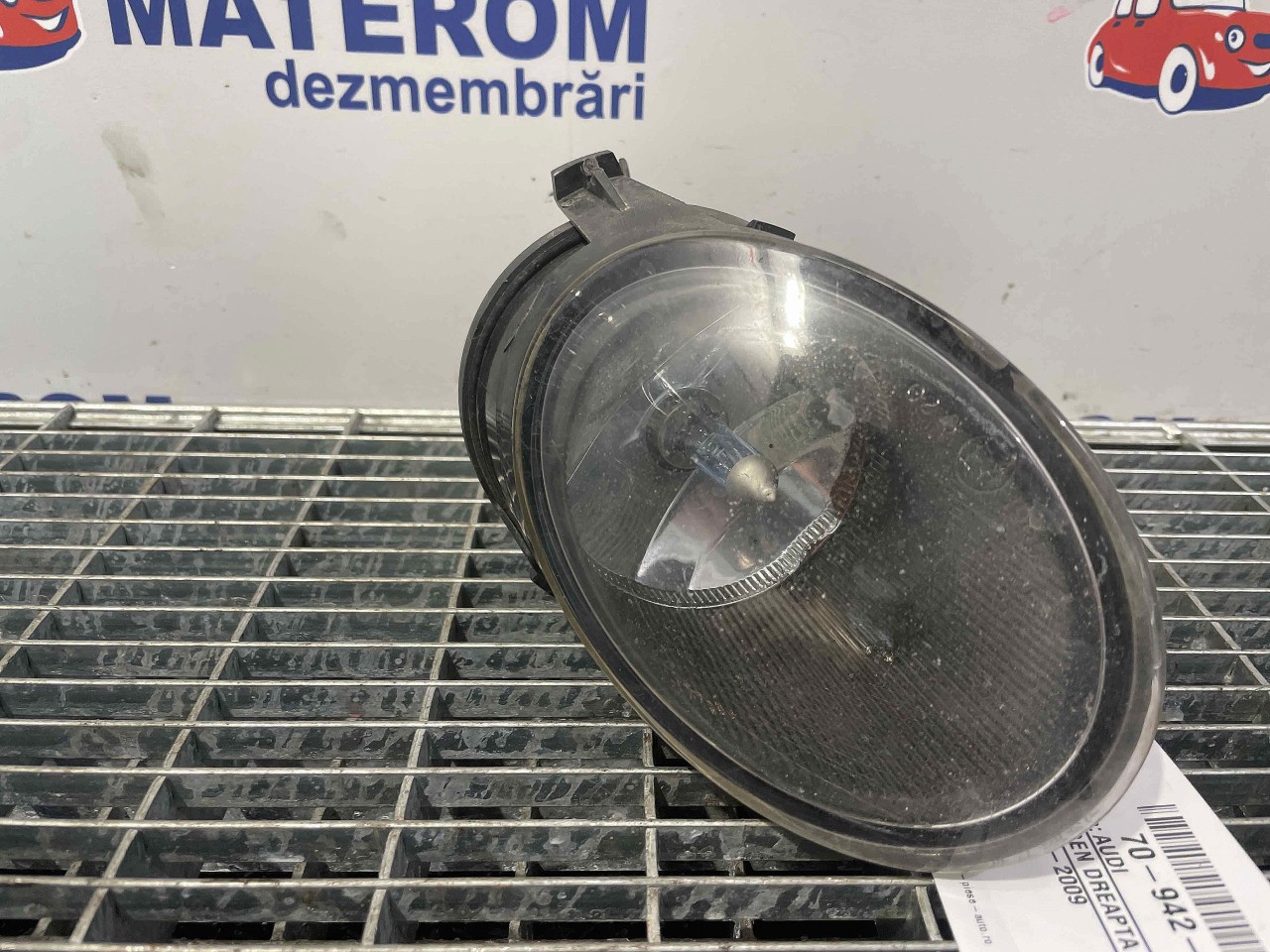 HALOGEN DREAPTA AUDI A6 - - (2004 2009)