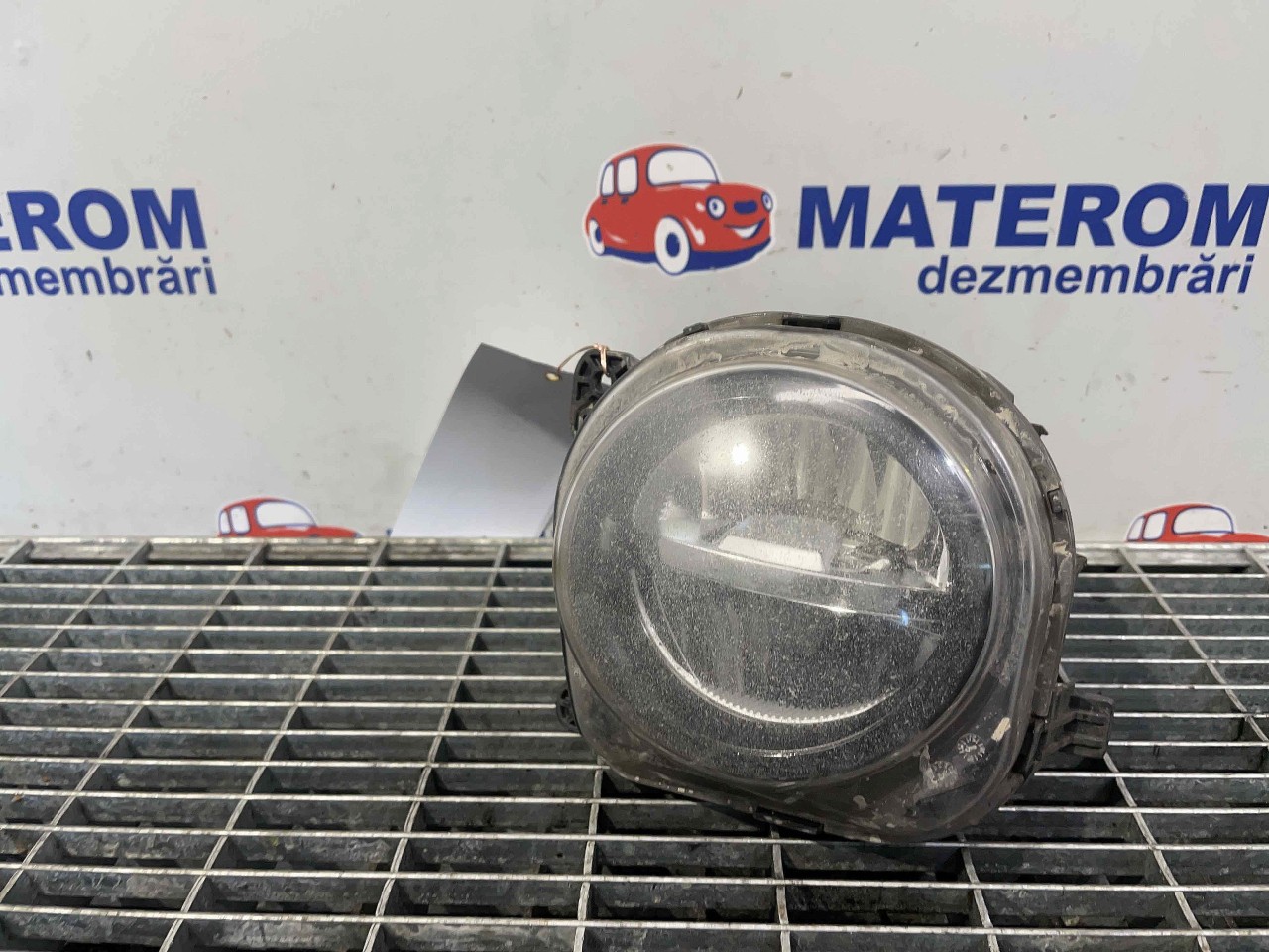 HALOGEN DREAPTA BMW SERIA 5 F 10 - - (2014 2017)
