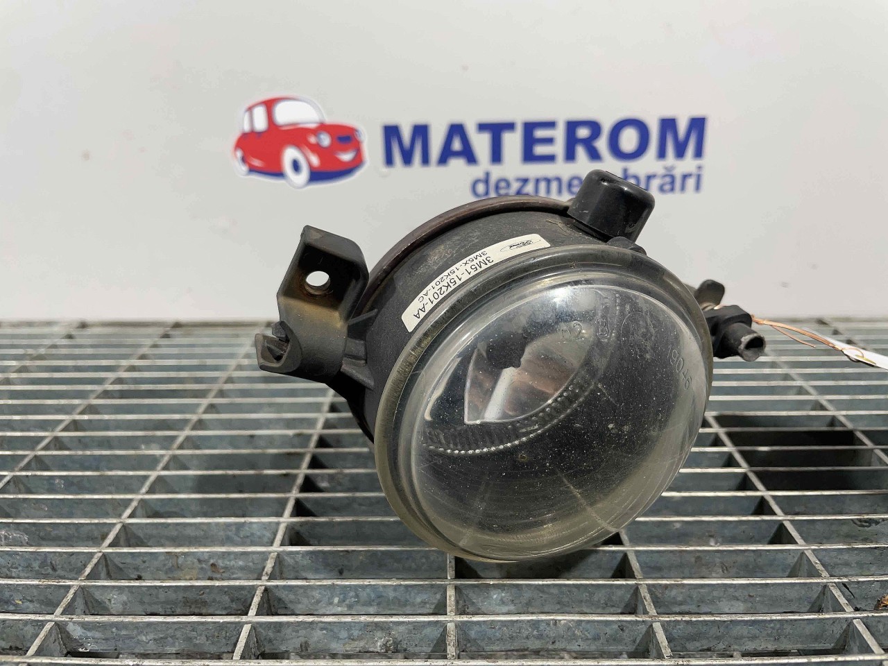 HALOGEN DREAPTA FORD FOCUS - - (2004 2008)