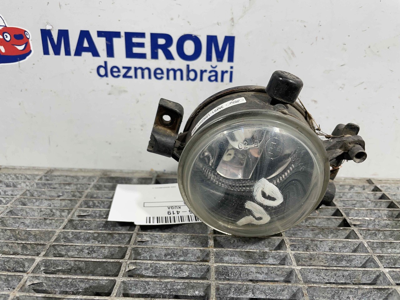 HALOGEN DREAPTA FORD KUGA - - (2008 2012)