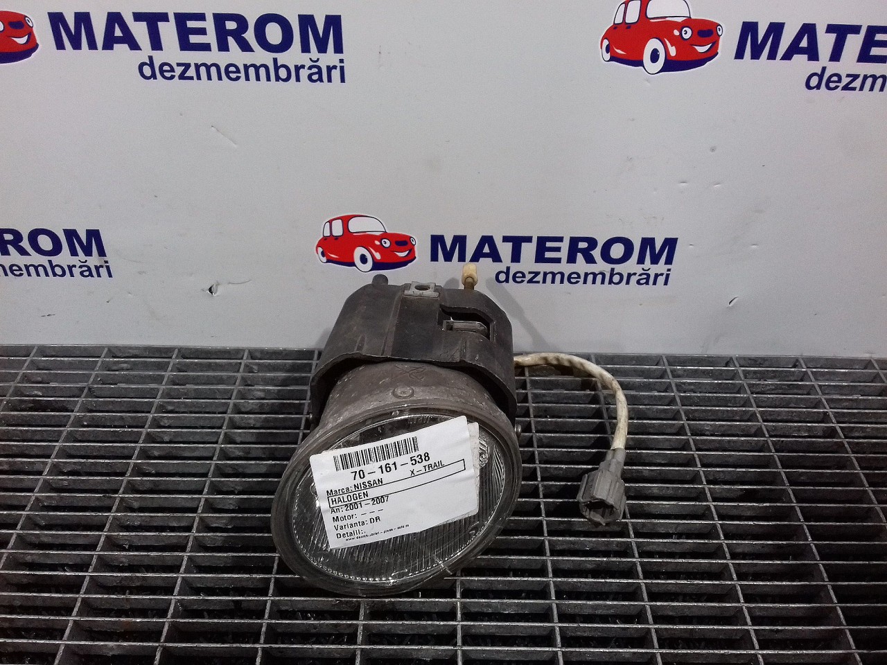 HALOGEN DREAPTA NISSAN X-TRAIL - - (2001 2007)