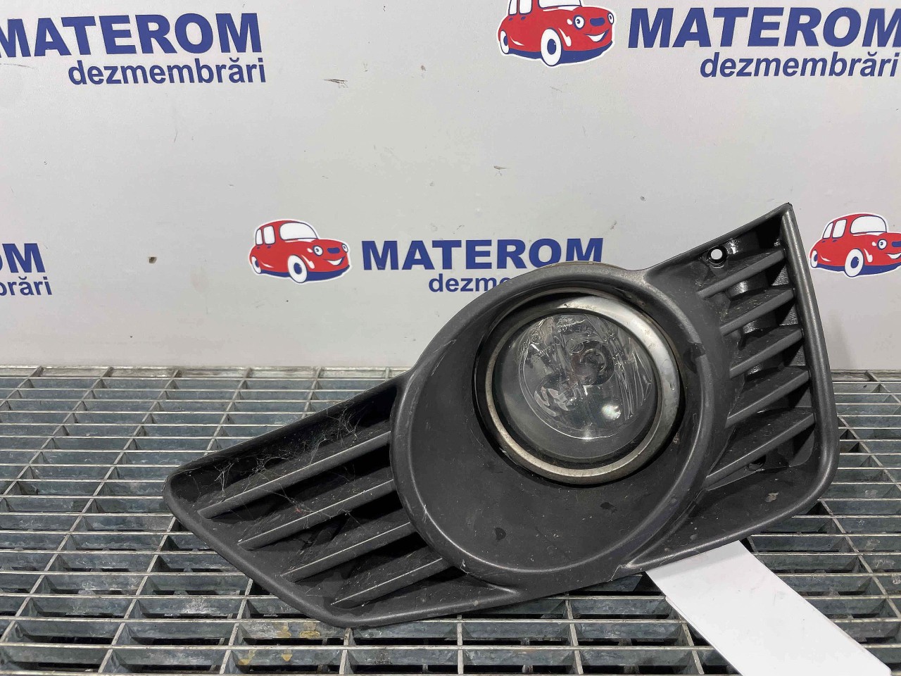 HALOGEN DREAPTA OPEL TIGRA - - (2004 2010)