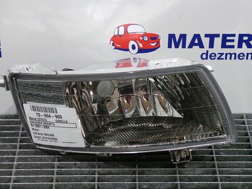 HALOGEN DREAPTA TOYOTA COROLLA - - (2002 2004)