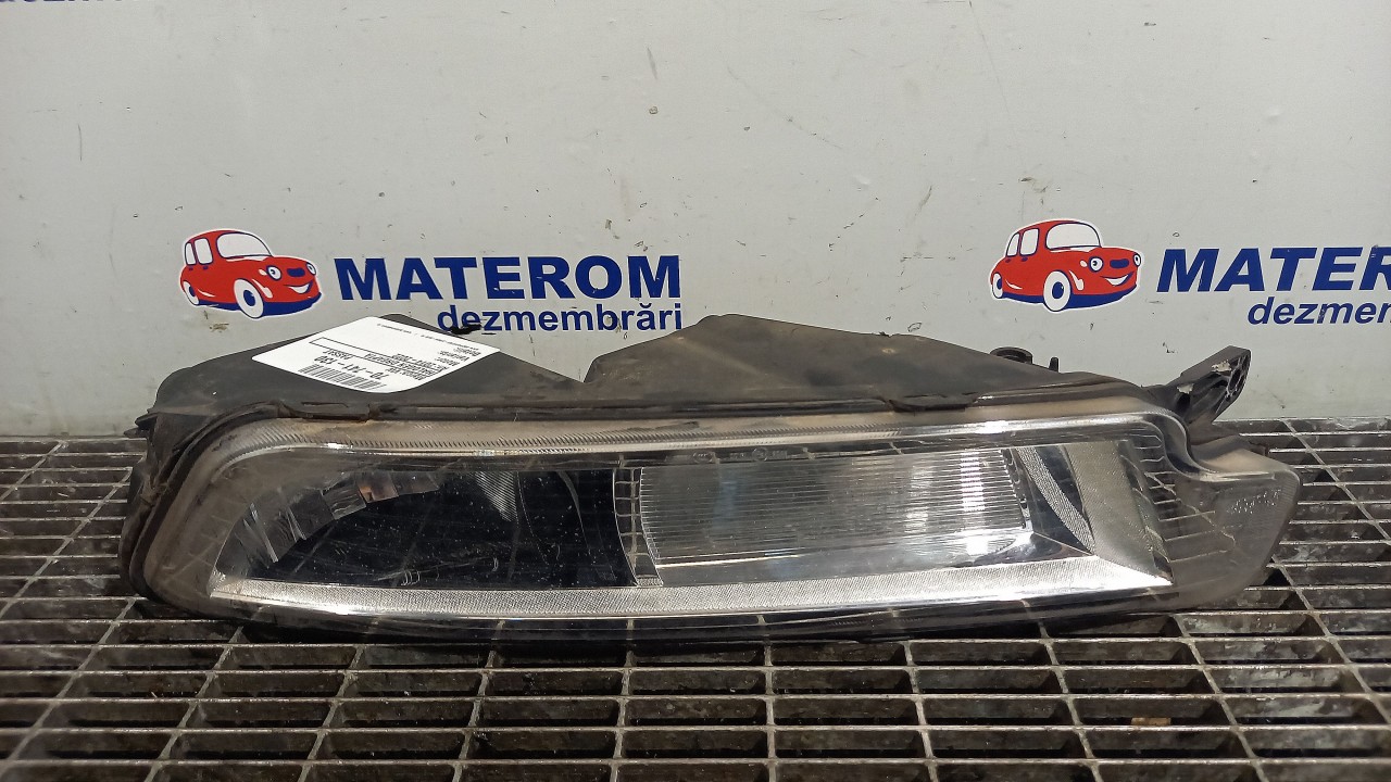 HALOGEN DREAPTA VW PASSAT PASSAT - - (2014 2019)