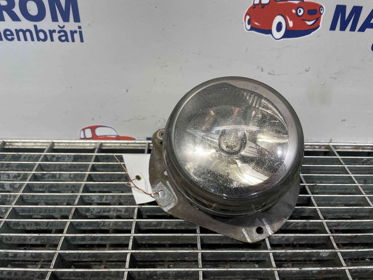 HALOGEN STANGA MERCEDES C-CLASS C-CLASS - - (2007 2011)