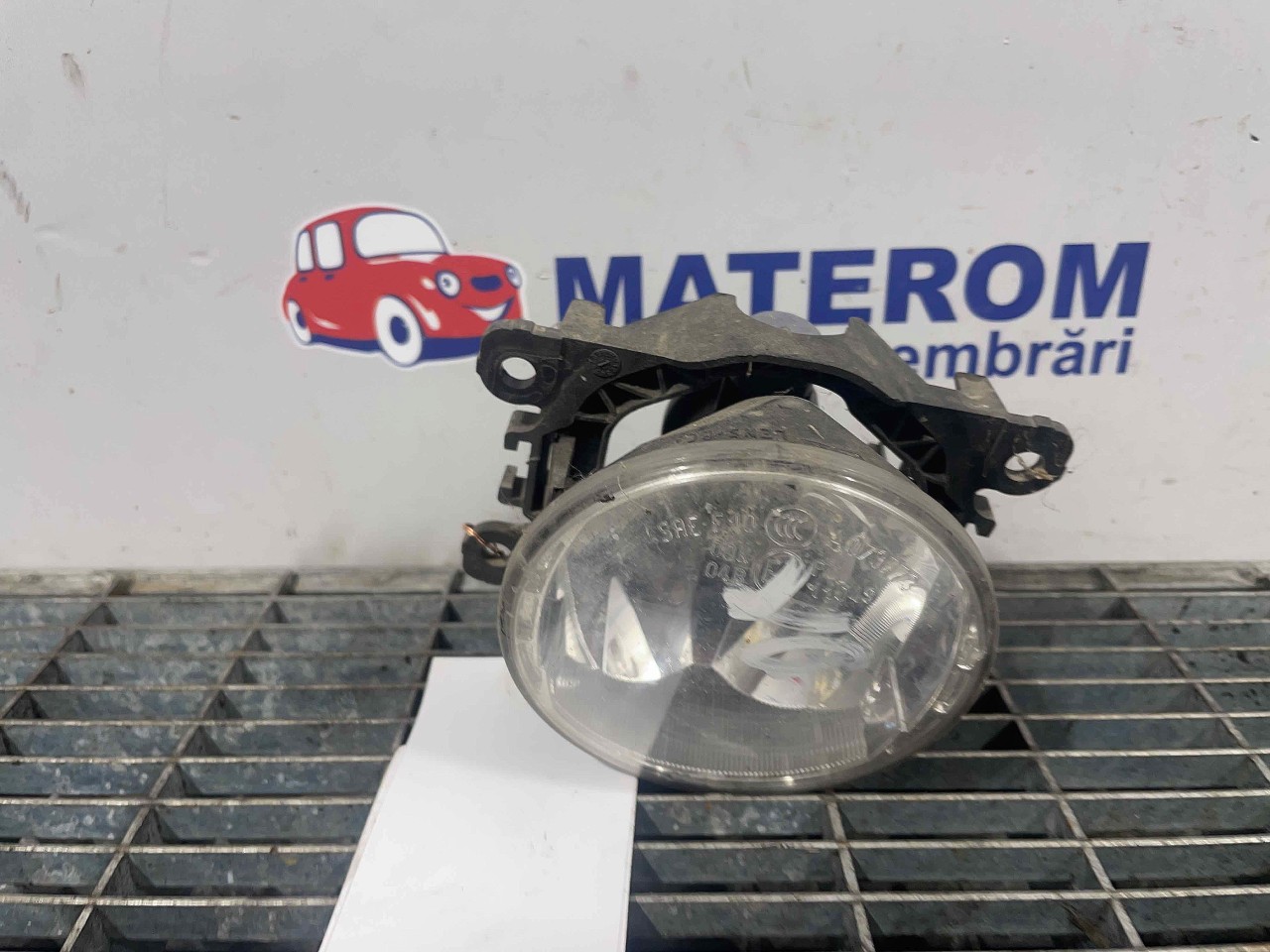 HALOGEN STANGA RENAULT TWINGO - - (2014 2020)