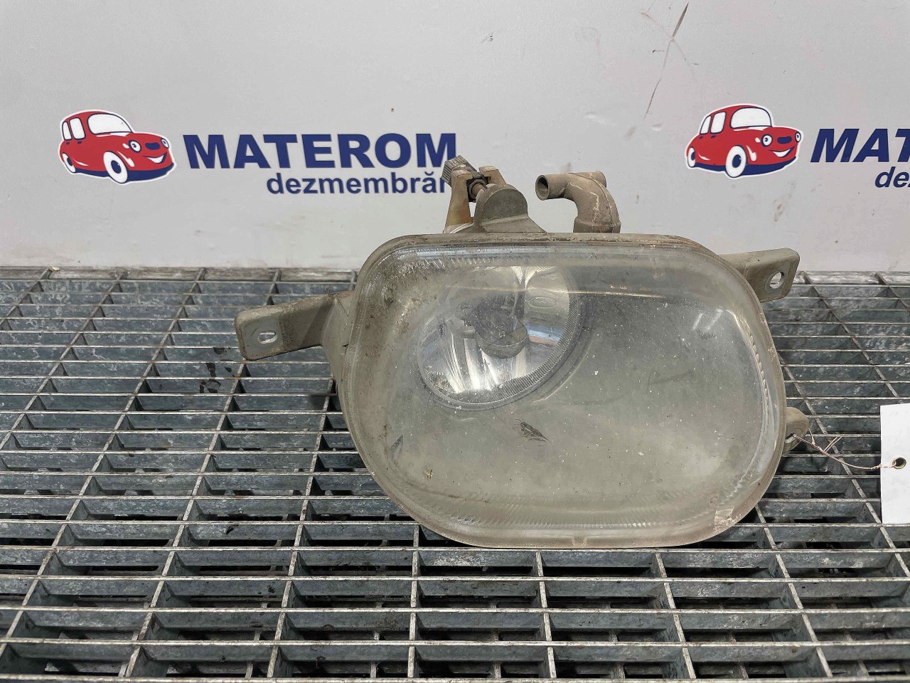 HALOGEN STANGA VOLVO XC 90 XC 90 - - (2002 2007)