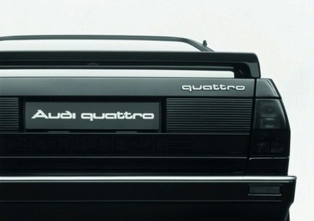 Happy Anniversary: 30 de ani de quattro! Happy Anniversary: 30 de ani de quattro!