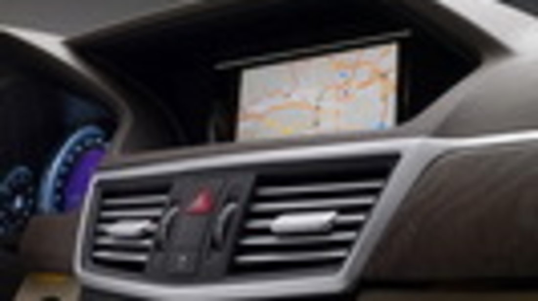 Harti Navigatie Mercedes CD DVD Navigatie GPS harta Romania 2017 2018